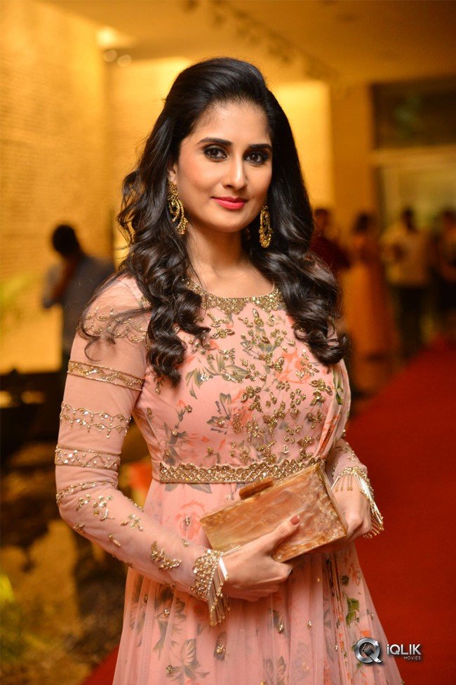 Shamili-at-Ammammagari-Illu-Pre-Release-Function-Photos